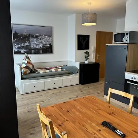 Apartment, 2P, Wifi, Kueche, Modern, Ruhig, Zentral Chemnitz Exterior photo